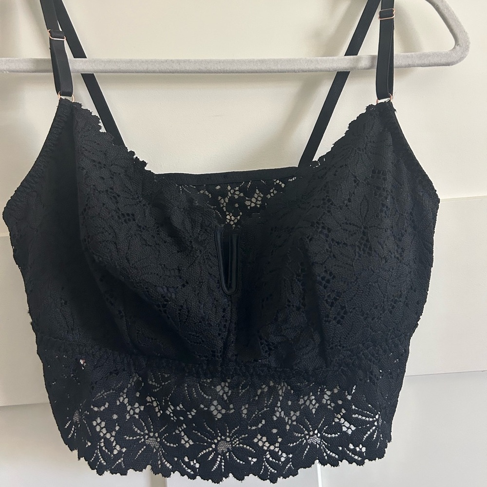 VS Pink Lace Bralette